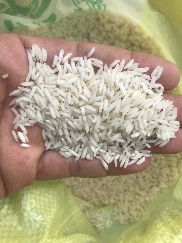 برنج فروشی در آمل